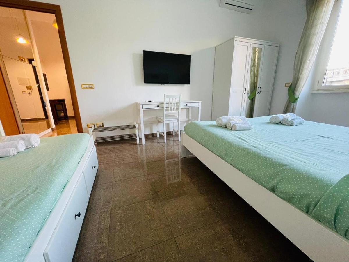Interno Dieci Rome Exterior photo